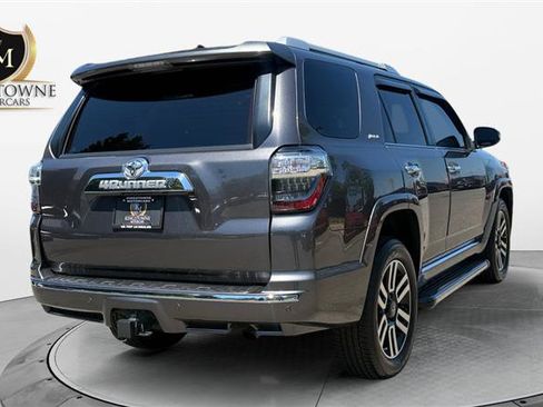 Used 2017 Toyota 4Runner Limited AWD/4WD image 5