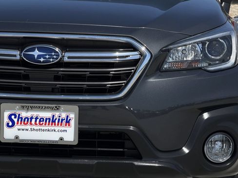 Used 2018 Subaru Outback 2.5i Premium AWD/4WD image 8