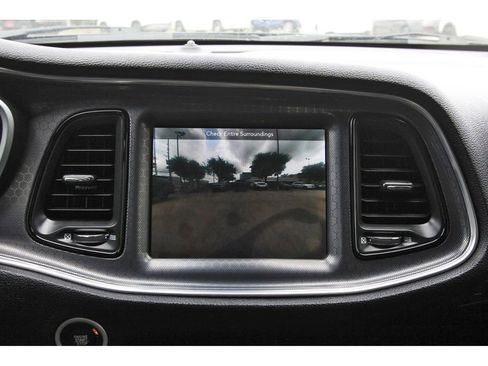 Used 2017 Dodge Challenger R/T Scat Pack w/ Dynamics Package RWD image 24