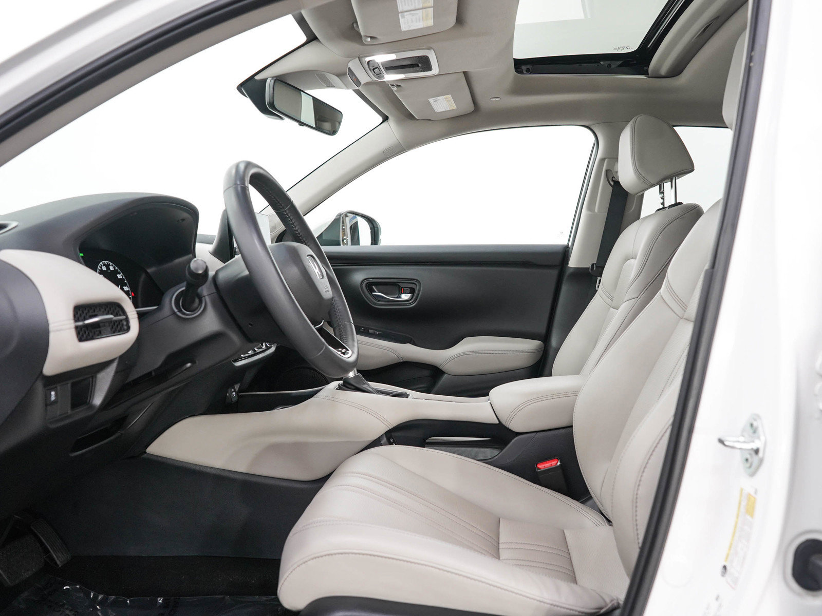 Used 2025 Honda HR-V EX-L image 21