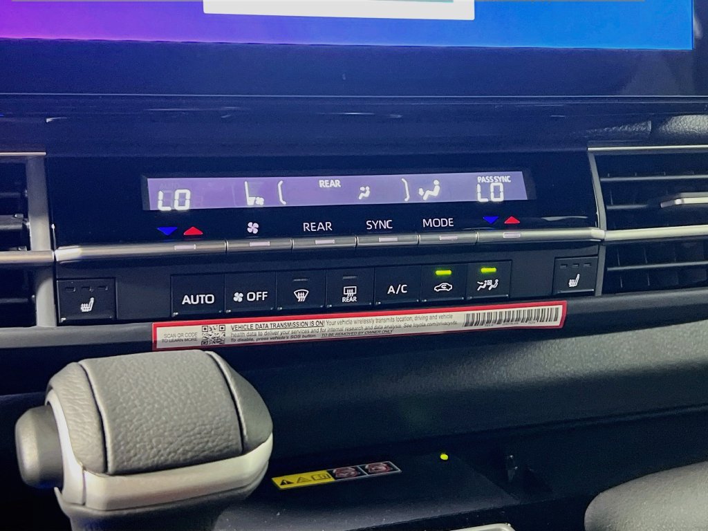 New 2026 Toyota Sienna XSE FWD image 25