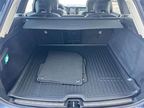 Used 2025 Volvo XC60 B5 Plus w/ Protection Package Premier image 26