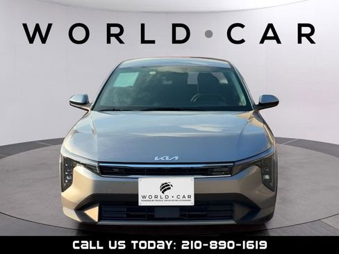 Used 2025 Kia K4 EX FWD image 3
