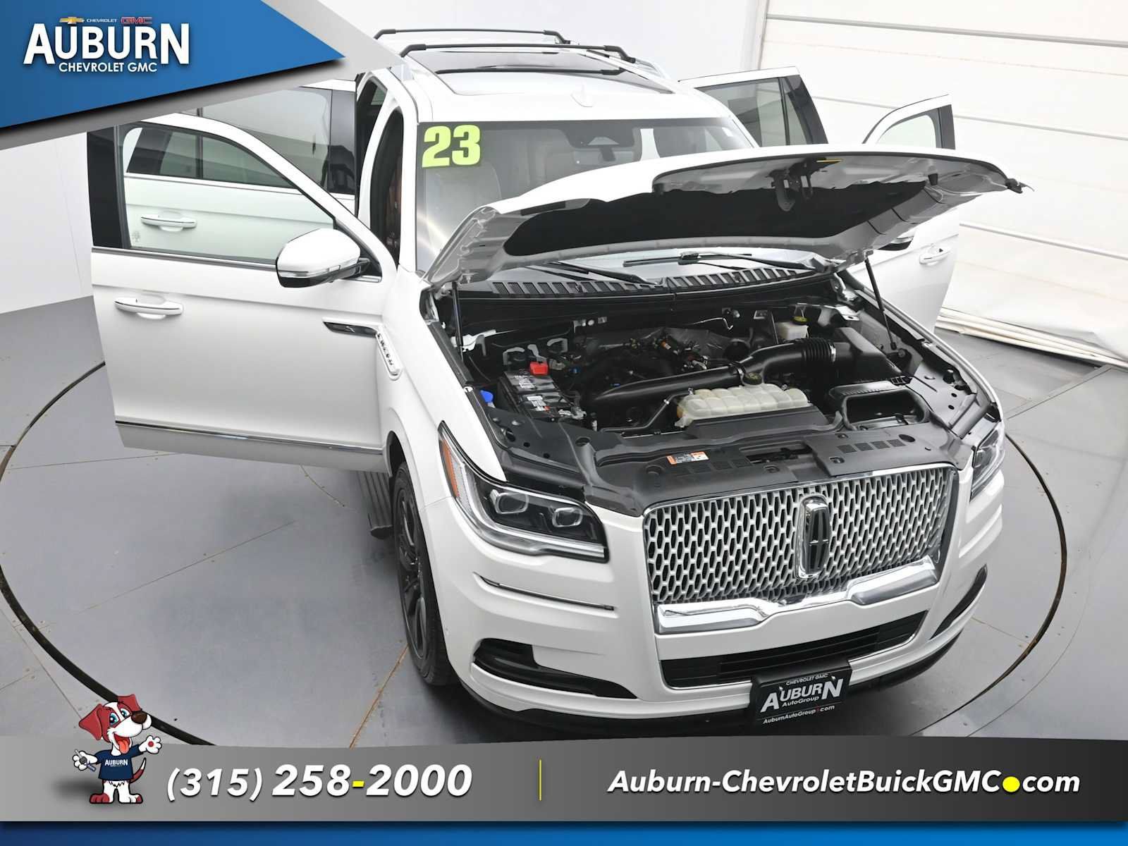 Used 2023 Lincoln Navigator Reserve AWD/4WD image 39