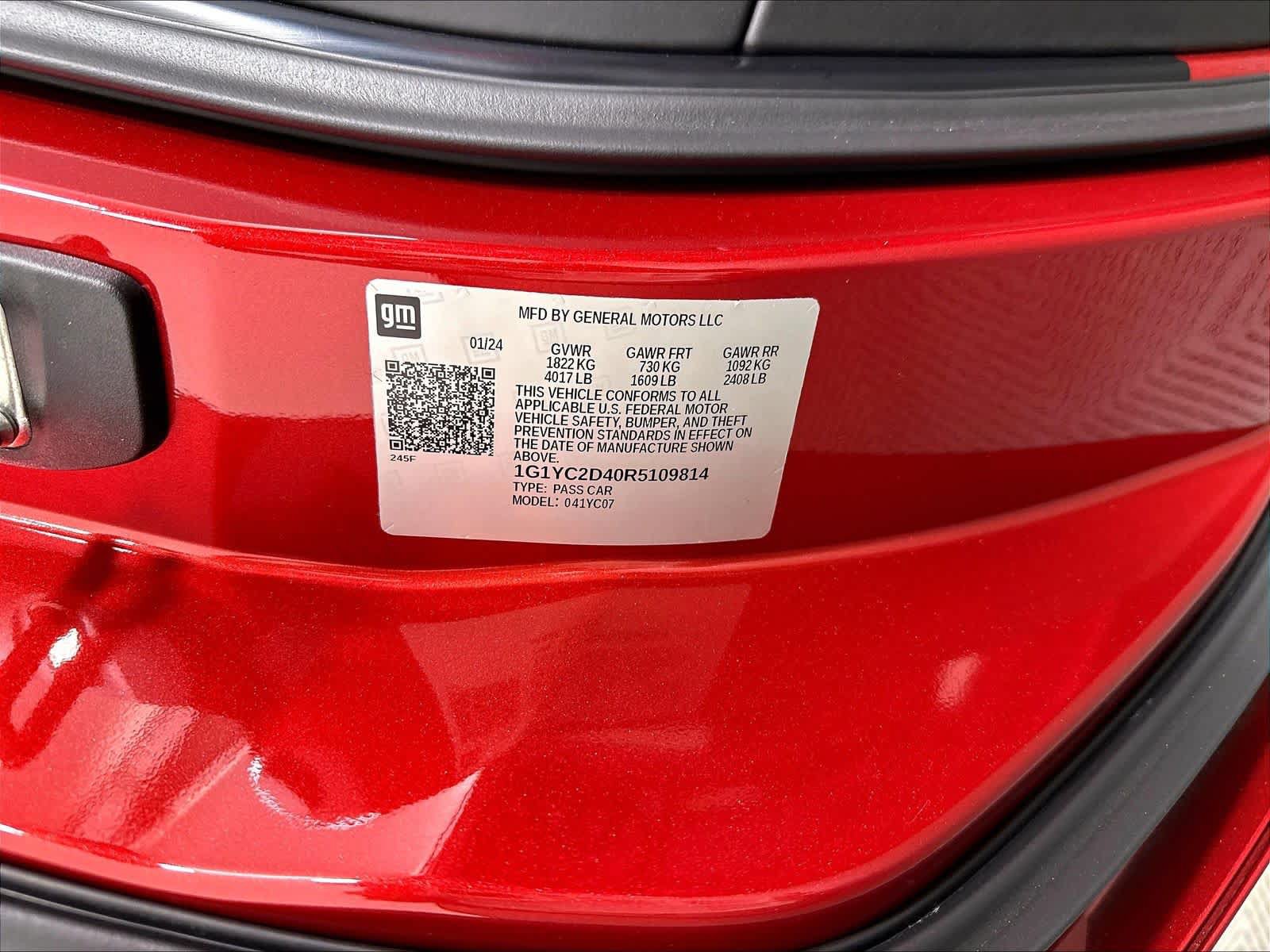 Used 2024 Chevrolet Corvette Stingray Premium Cpe w/ Battery Protection Package RWD image 33