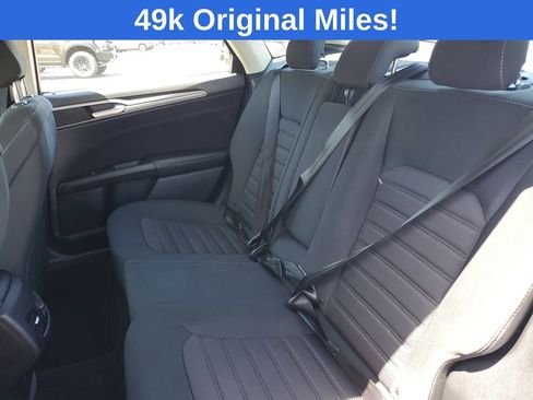 Used 2020 Ford Fusion SE FWD image 30