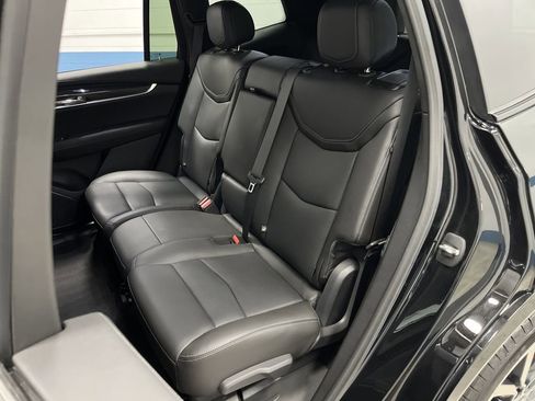 Used 2023 Cadillac XT6 Sport image 35