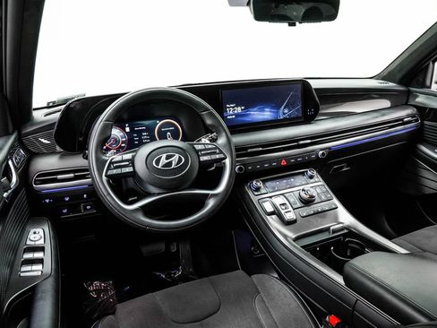 Used 2025 Hyundai Palisade Calligraphy AWD/4WD image 5