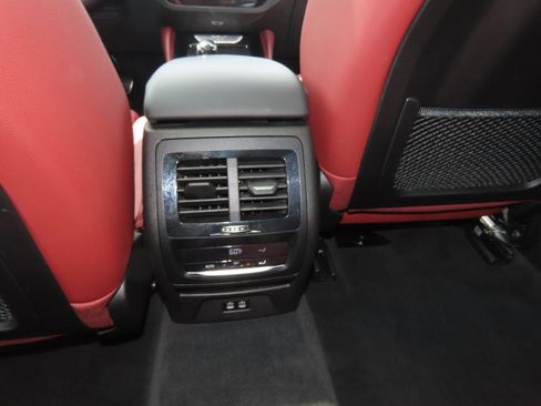 Used 2024 BMW X4 xDrive30i w/ Premium Package AWD/4WD image 22