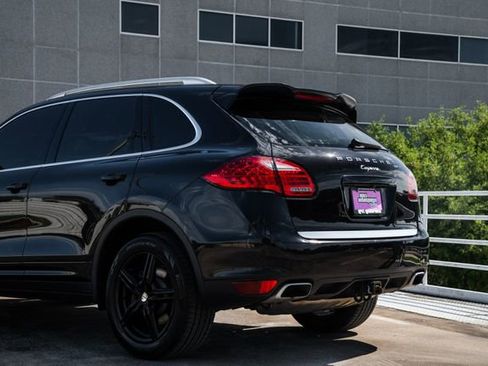 Used 2012 Porsche Cayenne image 61