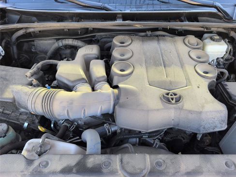 Used 2022 Toyota 4Runner Limited image 36