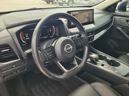 Used 2024 Nissan Rogue SL w/ SL Premium Package FWD image 16