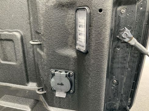 Used 2024 GMC Sierra 1500 Denali image 16