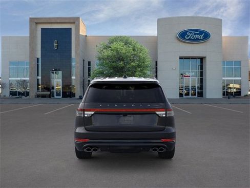 New 2026 Lincoln Aviator Reserve image 5