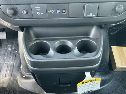 New 2026 Chevrolet Express 3500 w/ Power Convenience Package RWD image 20