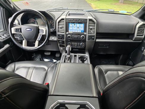 Used 2018 Ford F150 Platinum w/ Equipment Group 701A Luxury image 17