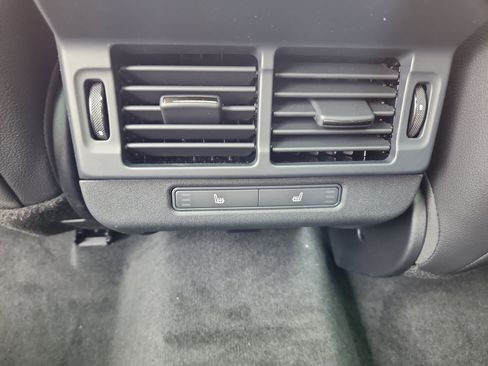 Certified 2026 Land Rover Range Rover Evoque S image 26