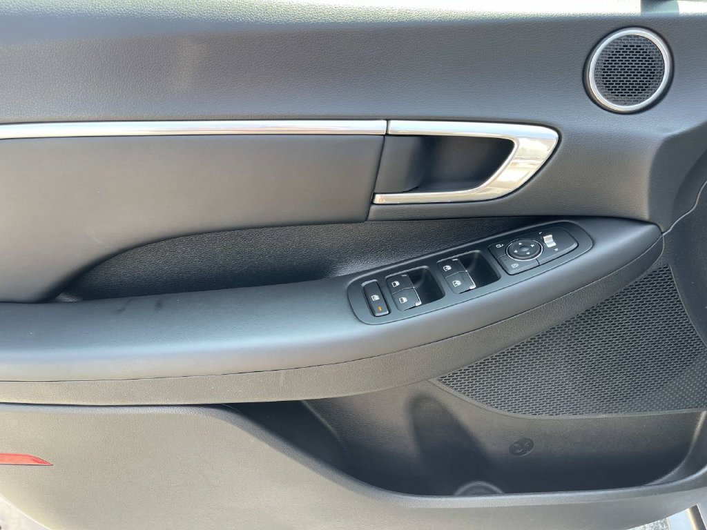 Used 2023 Hyundai Sonata SEL w/ Convenience Package FWD image 32