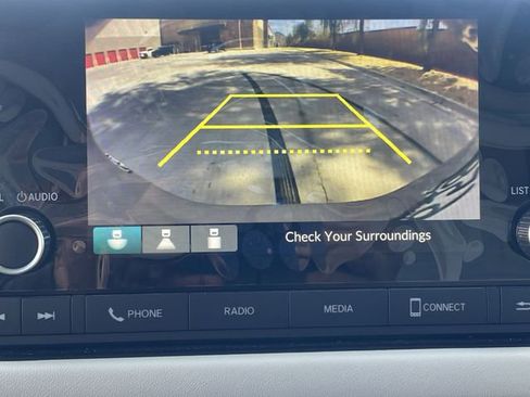 Used 2024 Honda HR-V LX image 14