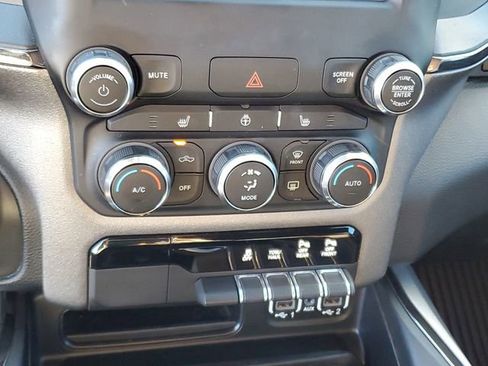 Used 2022 RAM 1500 Big Horn w/ Built-to-serve Edition image 18