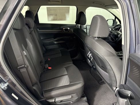 New 2026 Kia Sorento LX image 16