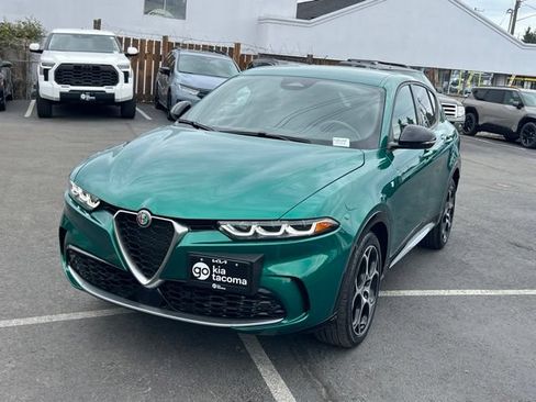 Used 2024 Alfa Romeo Tonale Ti AWD/4WD image 3