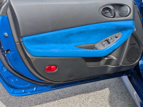 Certified 2024 Nissan Z Performance w/ Floor Mat Package image 13