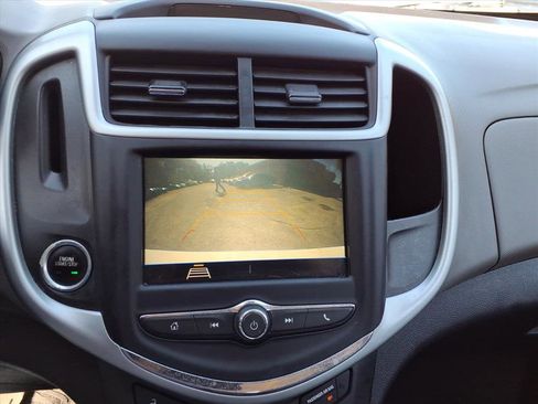 Used 2019 Chevrolet Sonic LT image 19