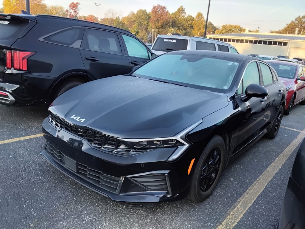 Used 2025 Kia K5 LXS FWD image 2