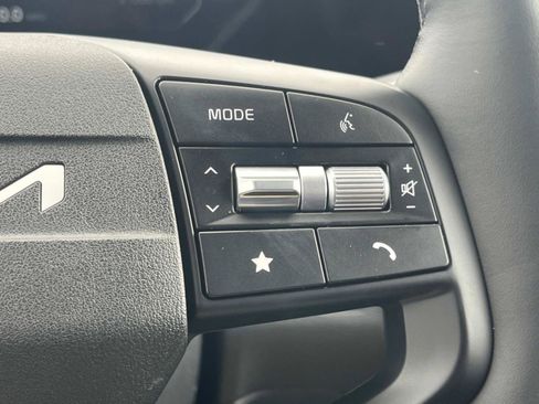New 2026 Kia Sportage SX FWD image 32