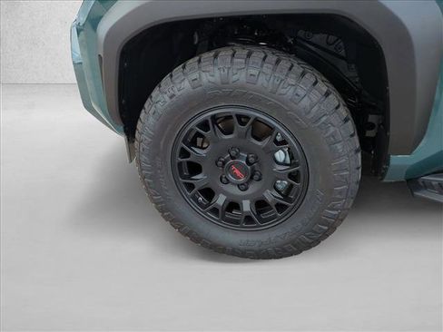 New 2026 Toyota 4Runner TRD Off-Road Premium AWD/4WD image 10