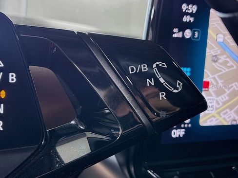 Used 2021 Volkswagen ID.4 Pro S w/ Gradient Package image 19