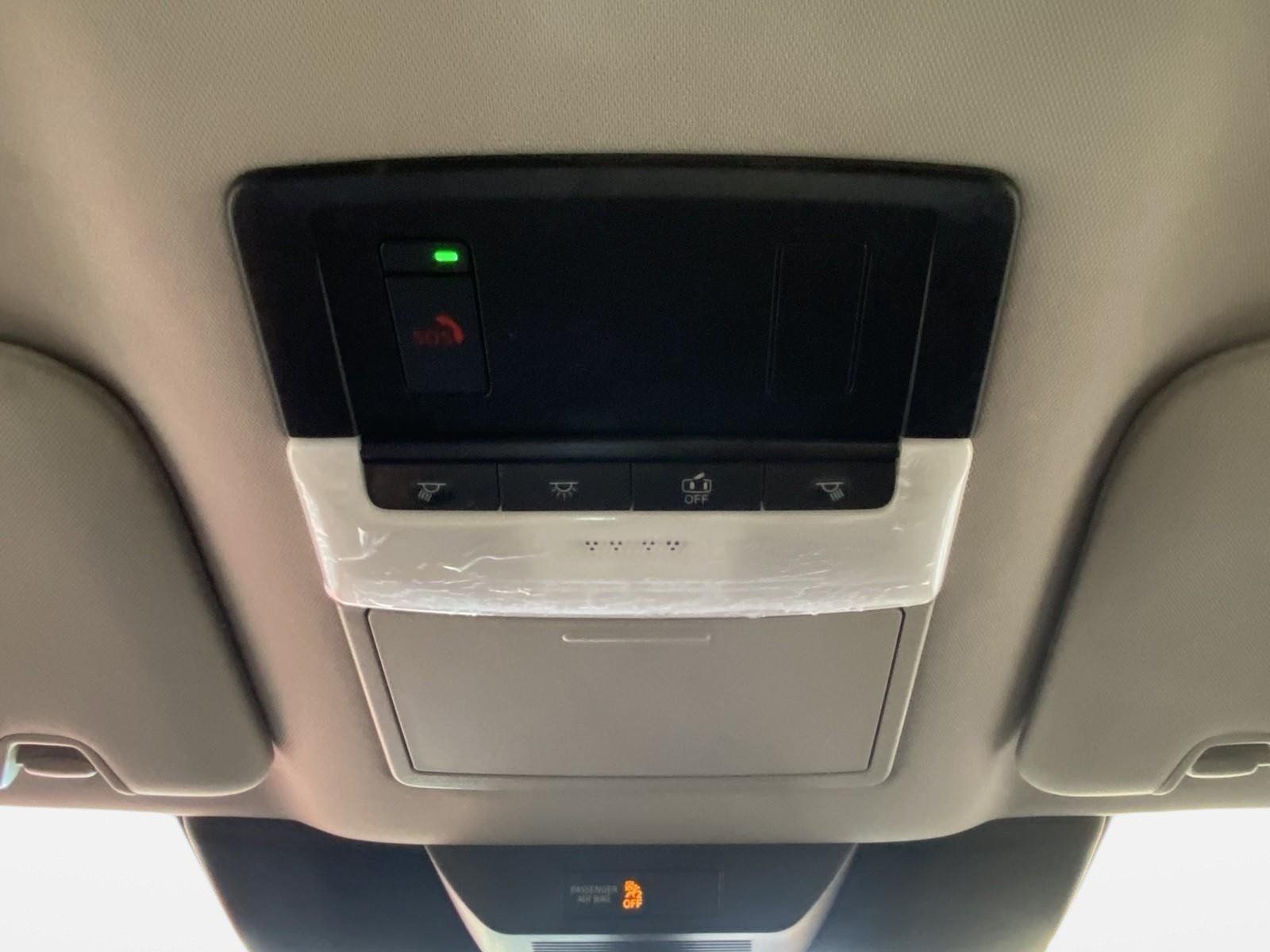 Used 2026 Nissan Pathfinder SL FWD image 35
