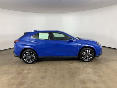 Used 2023 Lexus UX 250h AWD w/ Premium Package image 7