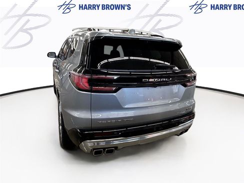 Used 2025 GMC Acadia Denali w/ Super Cruise Package image 9