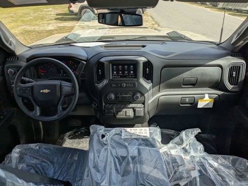 New 2026 Chevrolet Silverado 2500 Custom w/ Custom Value Package image 15