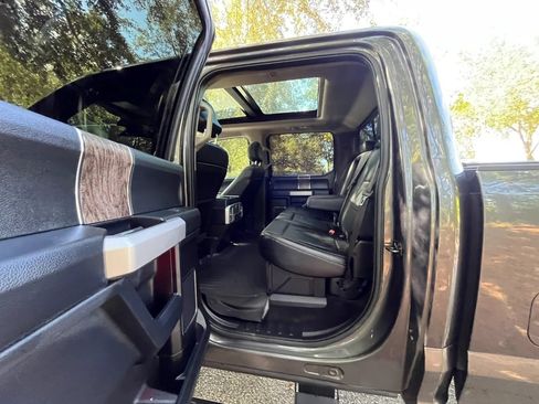 Used 2017 Ford F250 Lariat w/ Lariat Ultimate Package AWD/4WD image 14
