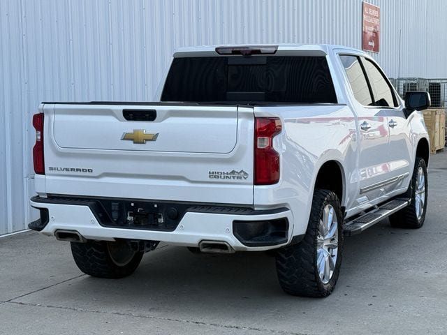 Used 2023 Chevrolet Silverado 1500 High Country w/ High Country Premium Package AWD/4WD image 4