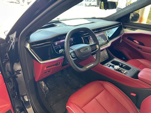 Used 2024 Jeep Wagoneer Launch Edition image 6