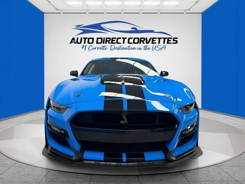 Used 2022 Ford Mustang Shelby GT500 w/ Technology Package RWD image 4