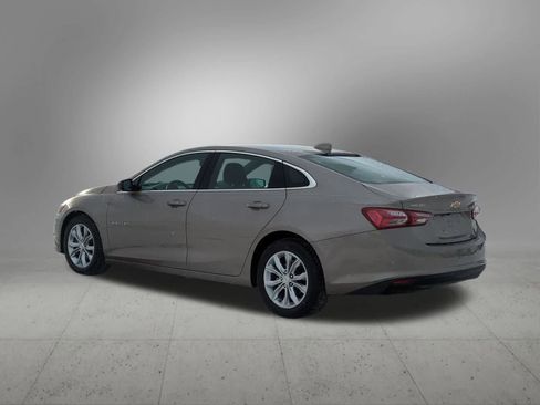 Used 2022 Chevrolet Malibu LT image 4