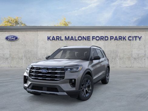 New 2026 Ford Explorer Active image 2