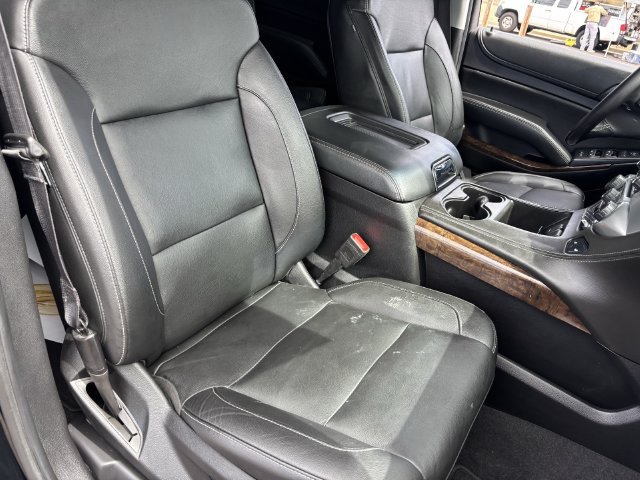 Used 2020 Chevrolet Tahoe LT w/ Luxury Package AWD/4WD image 10
