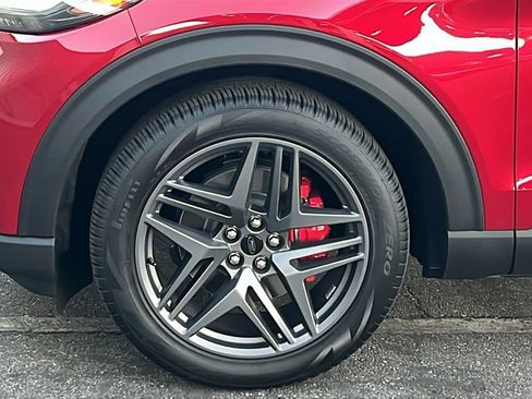 New 2026 Ford Explorer ST-Line w/ ST-Line Street Pack image 6