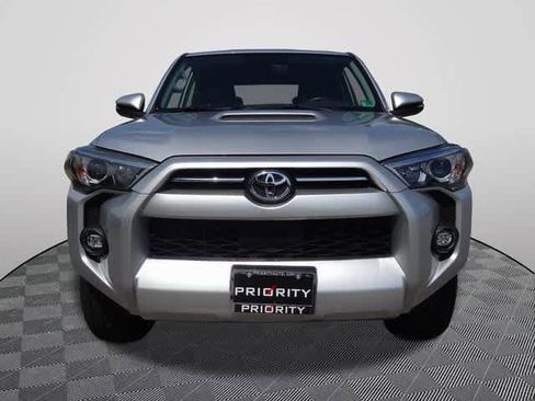 Used 2024 Toyota 4Runner TRD Off-Road Premium image 5
