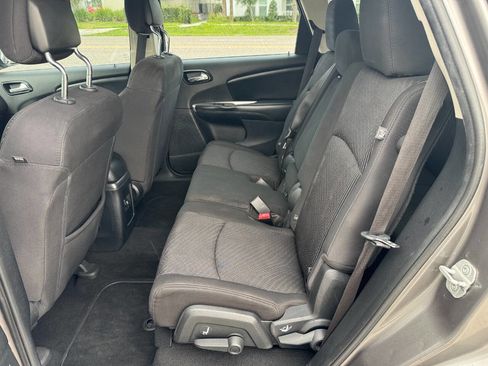 Used 2013 Dodge Journey American Value Package w/ Flexible Seating Group image 15