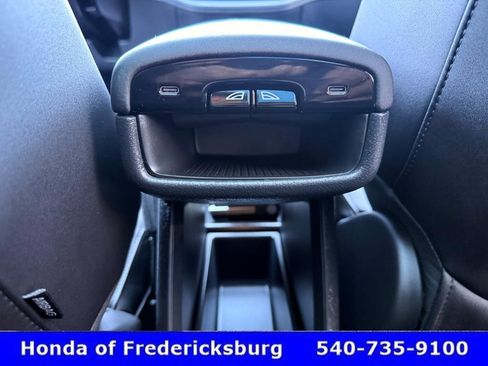 Used 2025 Volvo EX30 Ultra image 23