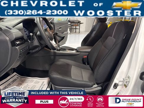 Used 2025 Nissan Sentra SV image 14