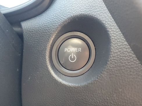 Certified 2024 Toyota Corolla Cross SE image 30