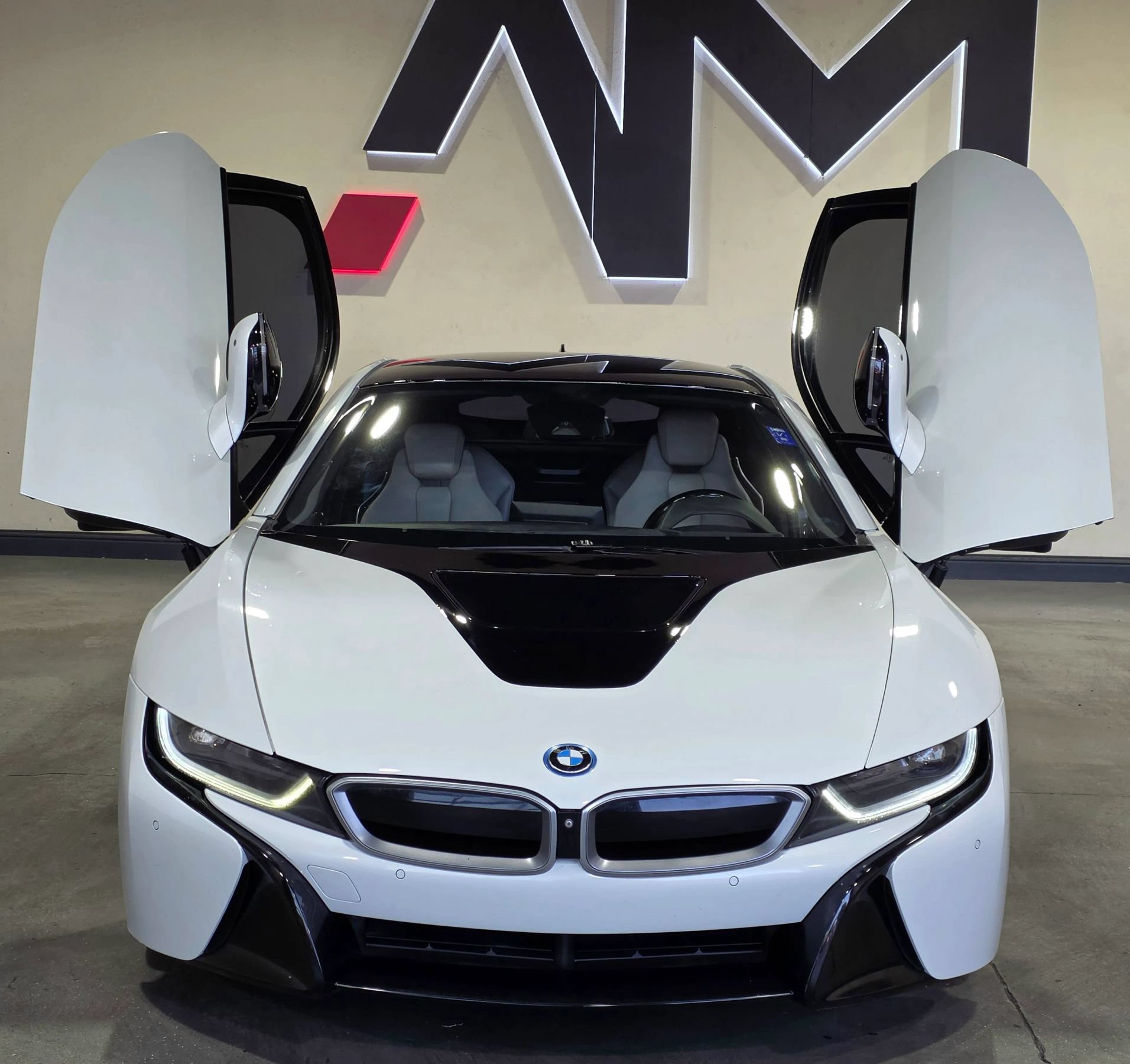 Used 2014 BMW i8 AWD/4WD image 4